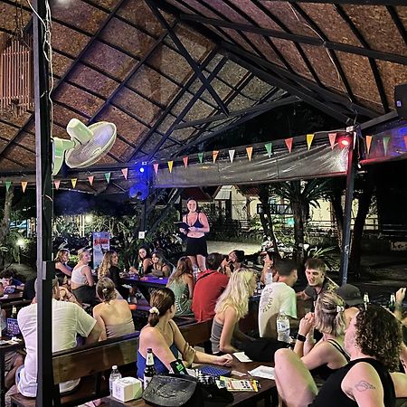 Blanco Hostel Lanta 18 To 35 Ko Lanta Екстериор снимка