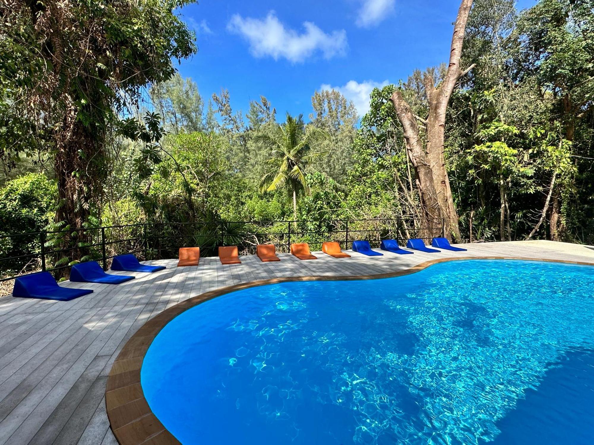 Blanco Hostel Lanta 18 To 35 Ko Lanta Екстериор снимка