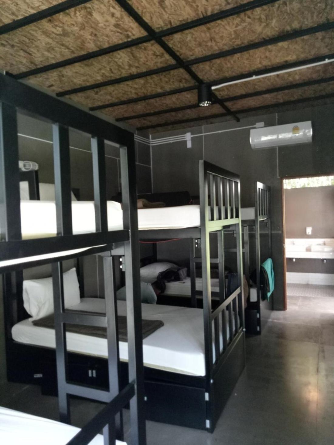 Blanco Hostel Lanta 18 To 35 Ko Lanta Стая снимка
